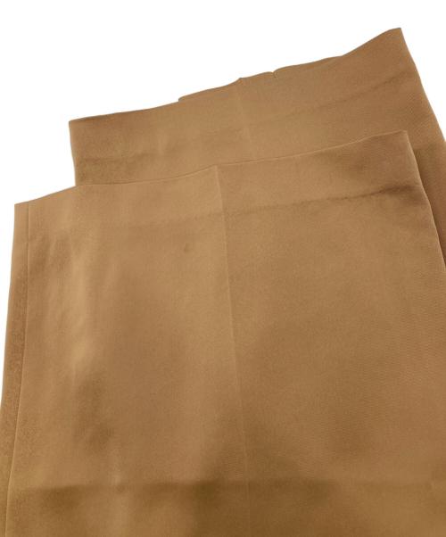 FRAY ID（フレイ アイディー）FRAY ID (フレイ アイディー) フロントタックフレアパンツ ベージュの古着・服飾アイテム