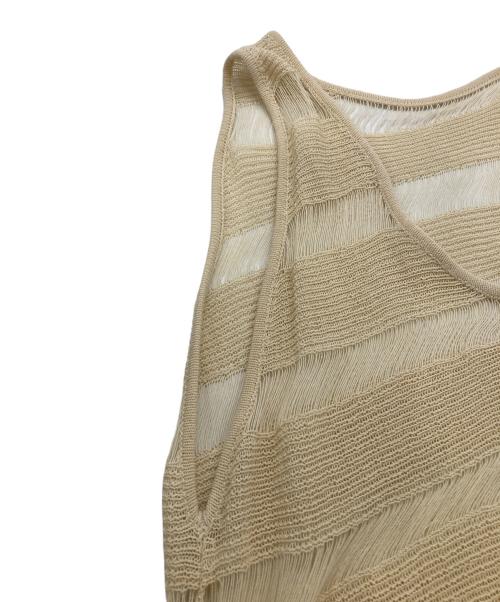 FRAY ID（フレイ アイディー）FRAY ID (フレイ アイディー) パターンデザインニットワンピ ベージュ サイズ:F 未使用品の古着・服飾アイテム