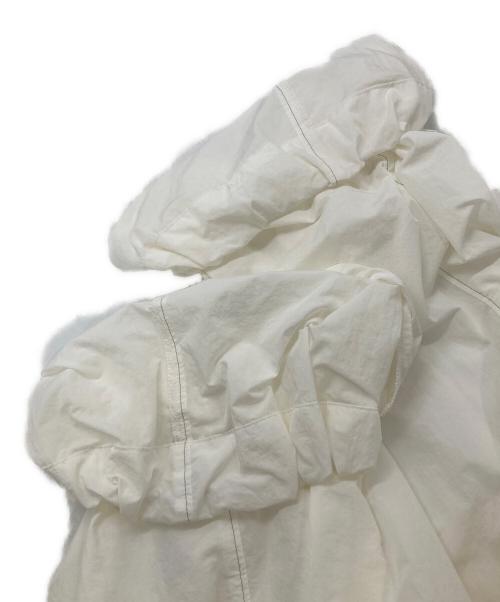 FRAY ID（フレイ アイディー）FRAY ID (フレイ アイディー) ナイロンタフタシアーカーゴパンツ ホワイトの古着・服飾アイテム