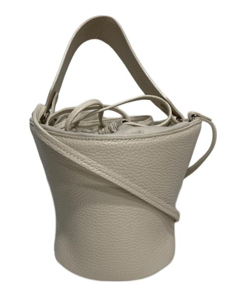 AYAKO（アヤコ）AYAKO (アヤコ) 巾着2WAYバッグ アイボリーの古着・服飾アイテム