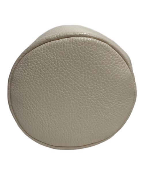 AYAKO（アヤコ）AYAKO (アヤコ) 巾着2WAYバッグ アイボリーの古着・服飾アイテム