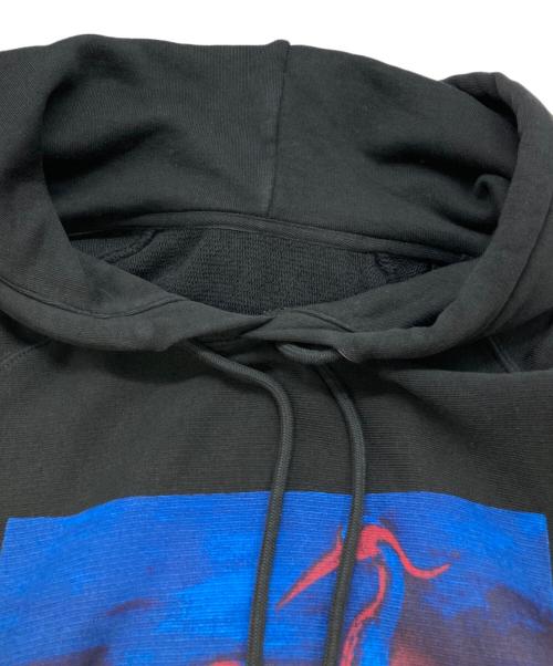 HERON PRESTON（ヘロンプレストン）HERON PRESTON (ヘロンプレストン) プリントプルオーバーフーディ ブラック サイズ:Ｍの古着・服飾アイテム