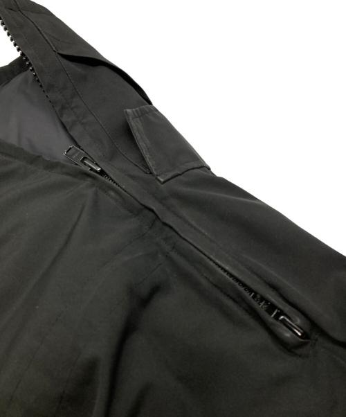 CANADA GOOSE（カナダグース）CANADA GOOSE (カナダグース) KAMLOOPS ブラック サイズ:Lの古着・服飾アイテム