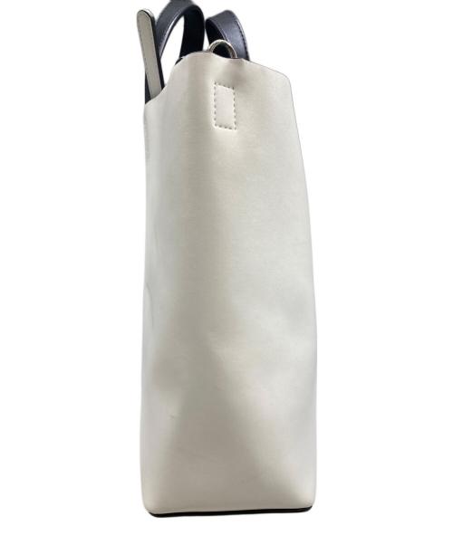 TOMORROW LAND（トゥモローランド）TOMORROW LAND (トゥモローランド) 2WAYバッグ ホワイトの古着・服飾アイテム