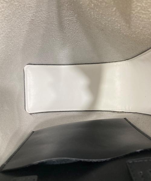 TOMORROW LAND（トゥモローランド）TOMORROW LAND (トゥモローランド) 2WAYバッグ ホワイトの古着・服飾アイテム