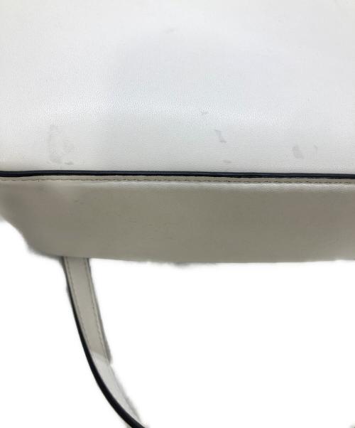 TOMORROW LAND（トゥモローランド）TOMORROW LAND (トゥモローランド) 2WAYバッグ ホワイトの古着・服飾アイテム