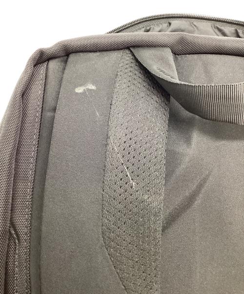 THE NORTH FACE（ザ ノース フェイス）THE NORTH FACE (ザ ノース フェイス) Shuttle DAYPACK Slim/ シャトルデイパックスリム ブラックの古着・服飾アイテム