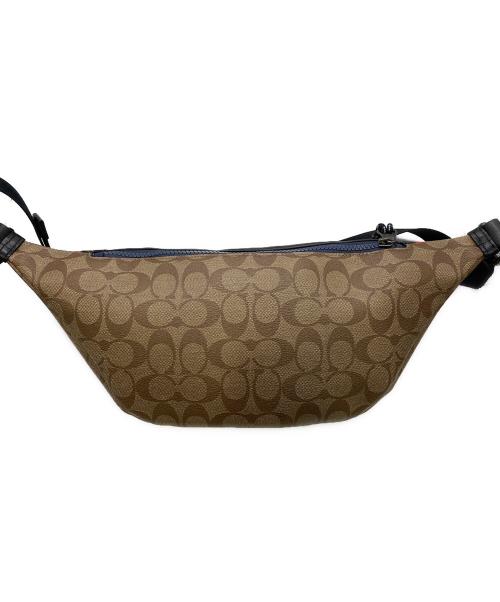COACH（コーチ）COACH (コーチ) DISNEY (ディズニー) コラボボディーバッグ ベージュ×レッドの古着・服飾アイテム