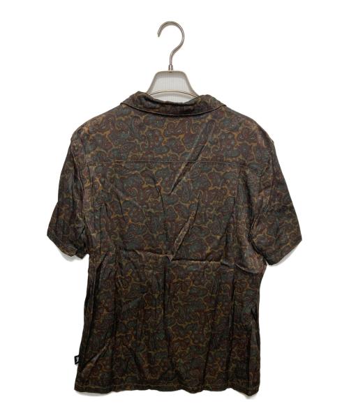 stussy（ステューシー）stussy (ステューシー) サテンペイズリーシャツ ブラウン サイズ:Ｍの古着・服飾アイテム