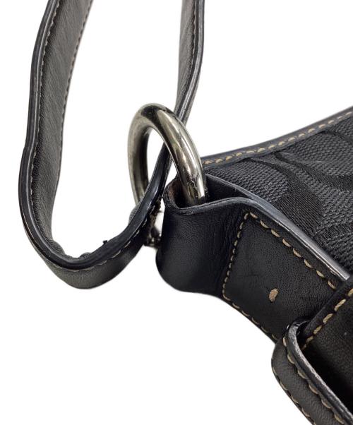 COACH（コーチ）COACH (コーチ) シグネチャーワンショルダーバッグ ブラックの古着・服飾アイテム