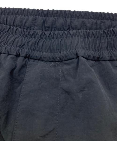 DAIWA PIER39（ダイワ ピア39）DAIWA PIER39 (ダイワ ピア39) TECH PARACHUTE PANTS ブラック サイズ:Sの古着・服飾アイテム