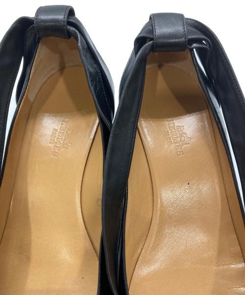 HERMES（エルメス）HERMES (エルメス) レザーリボンパンプス ブラック サイズ:サイズ刻印が消えている為不明（採寸値参照）の古着・服飾アイテム