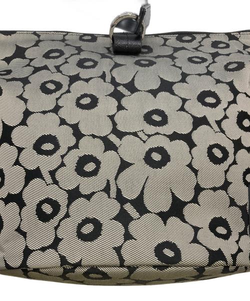 marimekko（マリメッコ）marimekko (マリメッコ) carry all unikkoショルダーバッグ ブラックの古着・服飾アイテム