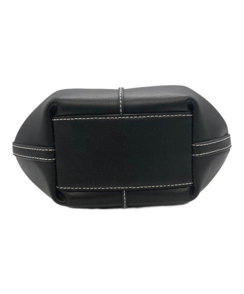 FOLNUA（フォルニュア）FOLNUA (フォルニュア) PETIT SHELL BAG ブラックの古着・服飾アイテム