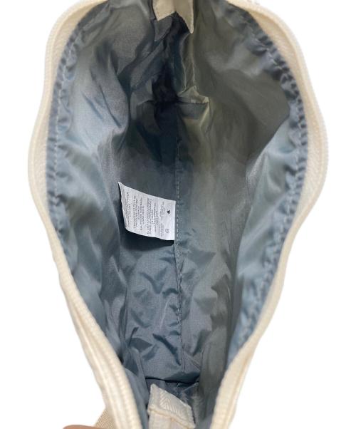 LeSportsac（レスポートサック）LeSportsac (レスポートサック) green label relaxing (グリーンレーベルリラクシング) 別注ショルダーバッグ アイボリーの古着・服飾アイテム