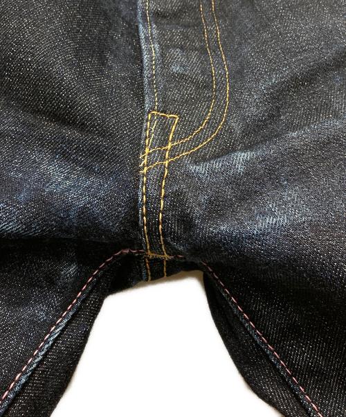 MOMOTARO JEANS（桃太郎ジーンズ）MOMOTARO JEANS (桃太郎ジーンズ) 出陣タイトストレートデニムパンツ インディゴ サイズ:30の古着・服飾アイテム