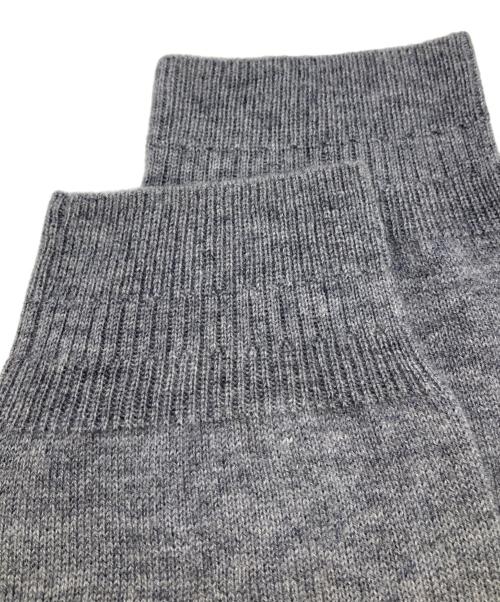 WHITE MOUNTAINEERING（ホワイトマウンテ二アニング）WHITE MOUNTAINEERING (ホワイトマウンテ二アニング) NORDIC PATTERN ROUND YORK KNIT PULLOVER グレー 未使用品の古着・服飾アイテム