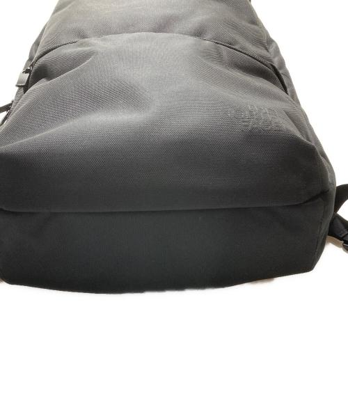 THE NORTH FACE（ザ ノース フェイス）THE NORTH FACE (ザ ノース フェイス) Shuttle DAYPACK Slim/シャトルデイパックスリム ブラックの古着・服飾アイテム