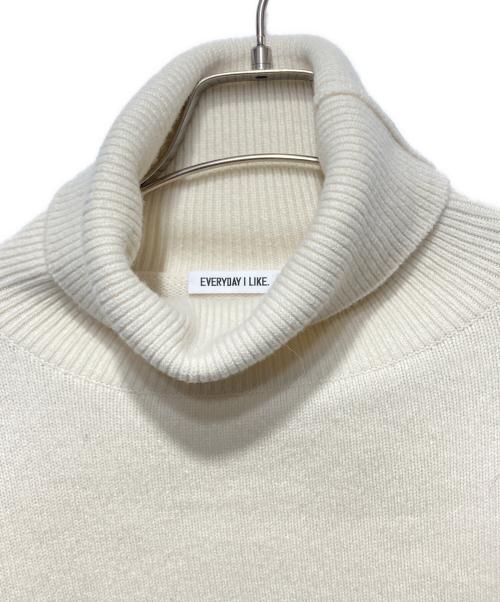 EVERYDAY I LIKE.（エヴリデイ アイ ライク）EVERYDAY I LIKE. (エヴリデイ アイ ライク) Aries タートルネックプルオーバー ホワイト サイズ:なしの古着・服飾アイテム