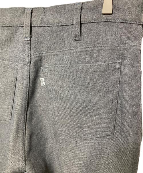 LEVI'S（リーバイス）LEVI'S (リーバイス) スタプレブーツカットパンツ グレー サイズ:W38　L34の古着・服飾アイテム