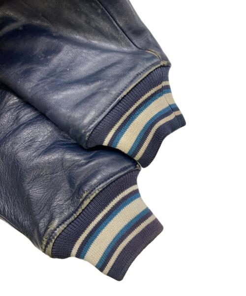 AVIREX（アヴィレックス）AVIREX (アヴィレックス) レザースタジャン グレー サイズ:Lの古着・服飾アイテム