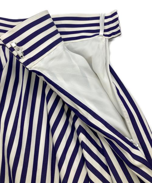 SHE TOKYO（シートーキョー）SHE TOKYO (シートーキョー) ストライプフレアスカート ブルー サイズ:36の古着・服飾アイテム