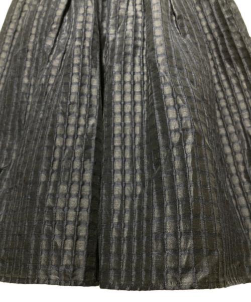 SHE TOKYO（シートーキョー）SHE TOKYO (シートーキョー) タックフレアスカート ネイビー サイズ:36の古着・服飾アイテム