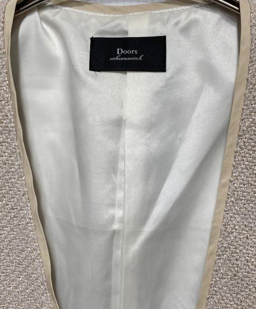 URBAN RESEARCH DOORS（アーバンリサーチドアーズ）URBAN RESEARCH DOORS (アーバンリサーチドアーズ) ツイードVネックロングジャケット ベージュ サイズ:Ｍの古着・服飾アイテム