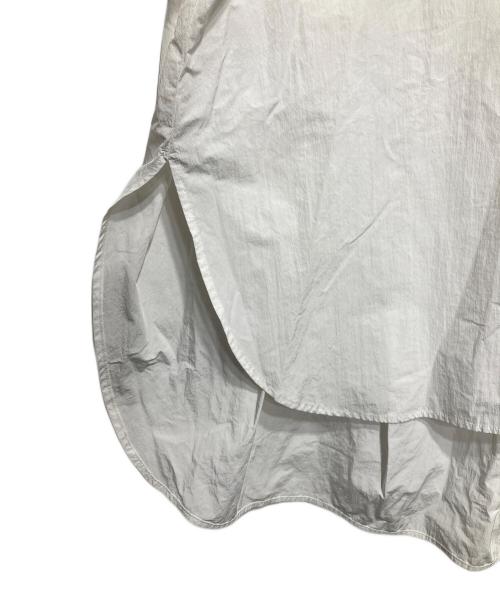 LE PHIL（ル フィル）LE PHIL (ル フィル) タイプライターギャザーブラウス/パフスリーブブラウス ホワイト サイズ:Fの古着・服飾アイテム