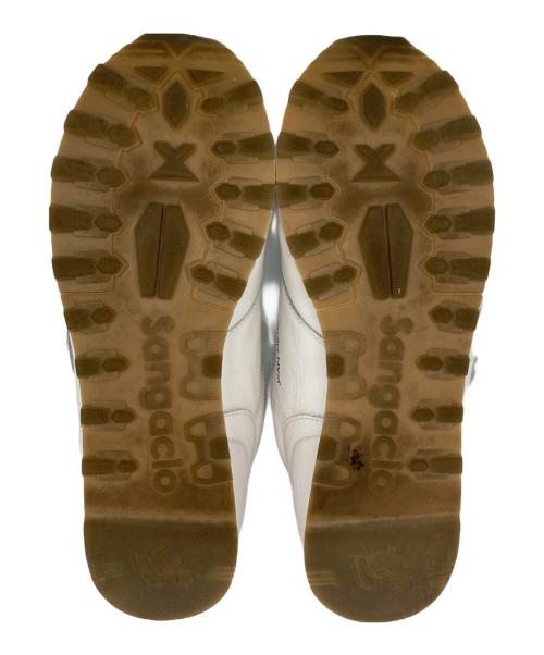 via SANGACIO（ヴィア・サンガチオ）via SANGACIO (ヴィア・サンガチオ) BASQUIAT (バスキア) にゅ～ずバスキア ホワイト サイズ:26.5㎝の古着・服飾アイテム