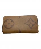 LOUIS VUITTONルイ ヴィトン）の古着「ラウンドジップウォレット」｜ブラウン