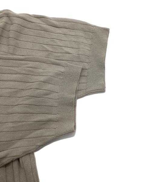 SLOANE（スローン）SLOANE (スローン) 半袖ニット ベージュ サイズ:4の古着・服飾アイテム