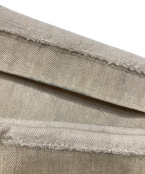THE SHISHIKUI（シシクイ）THE SHISHIKUI (シシクイ) ベーシックジーンズ ベージュ サイズ:27の古着・服飾アイテム