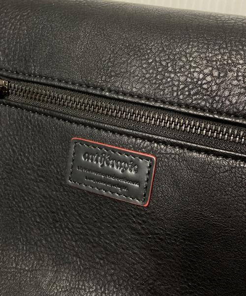 artherapie（アルセラピィ）artherapie (アルセラピィ) カーラチェーンサッチェルバッグ ブラックの古着・服飾アイテム