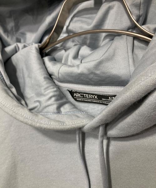 ARC'TERYX（アークテリクス）ARC'TERYX (アークテリクス) EMBLEM FLEECE HOODY/エンブレム フリース フーディ スカイブルー サイズ:Sの古着・服飾アイテム