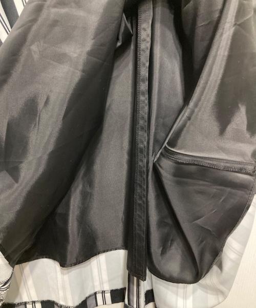 NARA CAMICIE（ナラカミーチェ）NARA CAMICIE (ナラカミーチェ) マルチストライプフリルワンピース グレー サイズ:1の古着・服飾アイテム