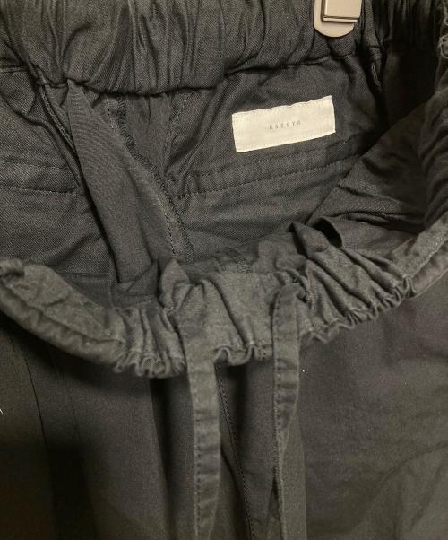 KAGURE（カグレ）KAGURE (カグレ) コットンクロップドパンツ ブラック サイズ:FREE 未使用品の古着・服飾アイテム