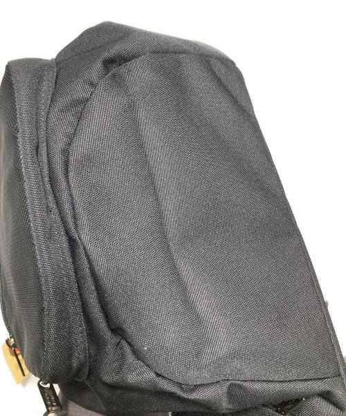 UNIVERSAL OVERALL（ユニバーサルオーバーオール）UNIVERSAL OVERALL (ユニバーサルオーバーオール) ワンショルダーボディワラバッグ ブラック 未使用品の古着・服飾アイテム