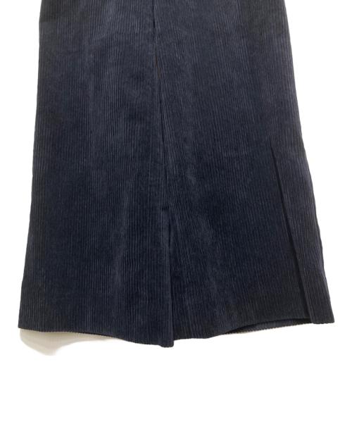 YORI（ヨリ）yori (ヨリ) shirocon チャンキーコーデュロイパンツ ネイビー サイズ:34の古着・服飾アイテム