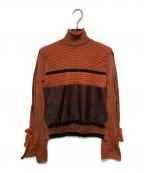Mame Kurogouchiマメクロゴウチ）の古着「刺し子刺繍 タートルネックフレアスリーブニット」｜オレンジ×ブラック