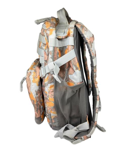 5.11（タクティカル）5.11 (タクティカル) MIRA 2 in 1 Pack グレー×オレンジの古着・服飾アイテム