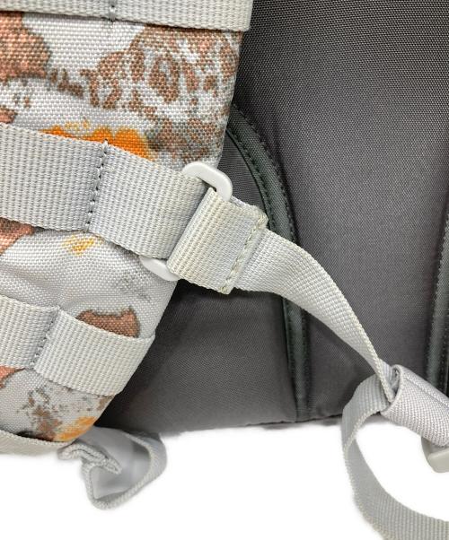 5.11（タクティカル）5.11 (タクティカル) MIRA 2 in 1 Pack グレー×オレンジの古着・服飾アイテム