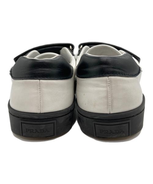 PRADA（プラダ）PRADA (プラダ) ベルクロスニーカー ホワイト×ブラック サイズ:7 1/2の古着・服飾アイテム