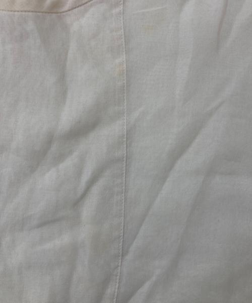 6(ROKU) BEAUTY&YOUTH（ロク ビューティーアンドユース）6(ROKU) BEAUTY&YOUTH (ロク ビューティーアンドユース) COTTON SUKE SHIRT/ｼｬﾂ ベージュ サイズ:表記なしの古着・服飾アイテム