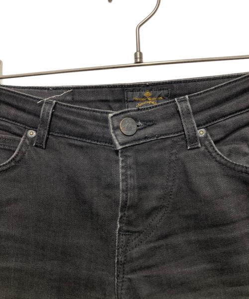 LEE（リー）LEE (リー) Vivienne Westwood ANGLOMANIA (ヴィヴィアンウエストウッドアングロマニア) スキニーデニムパンツ ブラック サイズ:28の古着・服飾アイテム