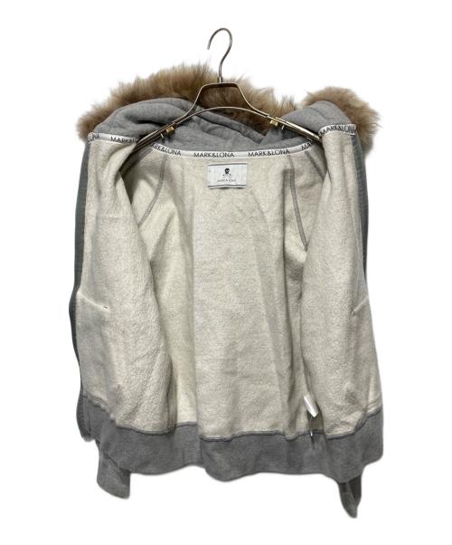 MARK&LONA（マークアンドロナ）MARK&LONA (マークアンドロナ) スカルジップパーカー グレー サイズ:Lの古着・服飾アイテム