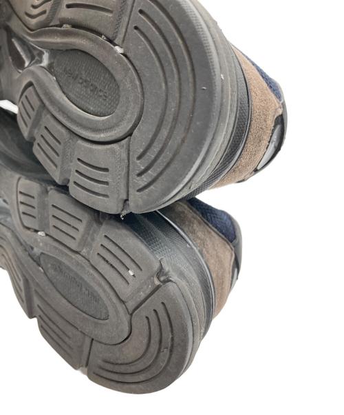 NEW BALANCE（ニューバランス）NEW BALANCE (ニューバランス) JJJJound (ジョウンド) スニーカー ブラウン×ネイビー サイズ:26.0の古着・服飾アイテム