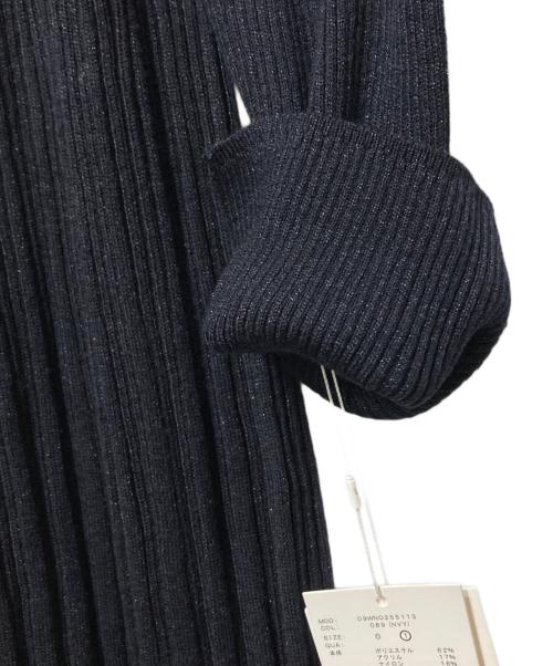 Mila Owen（ミラオーウェン）Mila Owen (ミラオーウェン) タートルネックロングリブニットワンピース ネイビー×ベージュ サイズ:1の古着・服飾アイテム