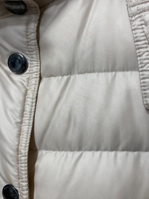 BURBERRY（バーバリー）BURBERRY (バーバリー) ダウンコート ベージュ サイズ:40の古着・服飾アイテム