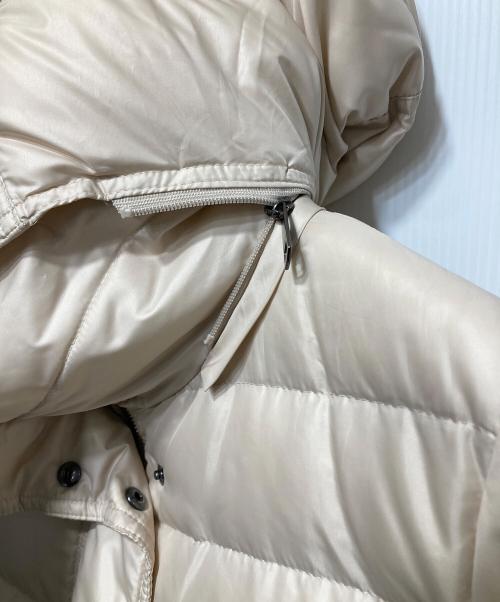 BURBERRY（バーバリー）BURBERRY (バーバリー) ダウンコート ベージュ サイズ:40の古着・服飾アイテム